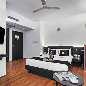 Townhouse Oak Hotel 1 Lovelock